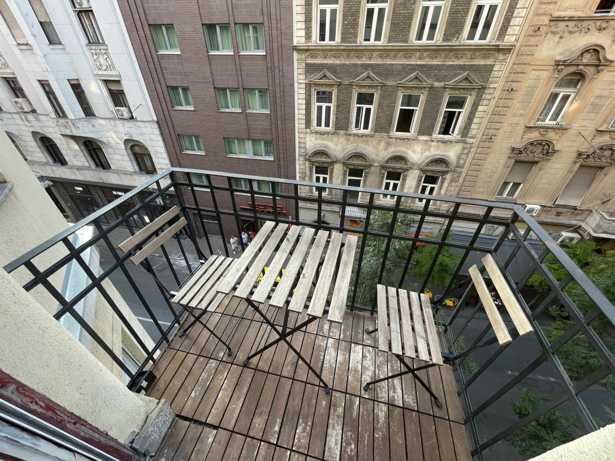 City Center 2, Cozy And Modern 2Br In The City Center — Photos 2